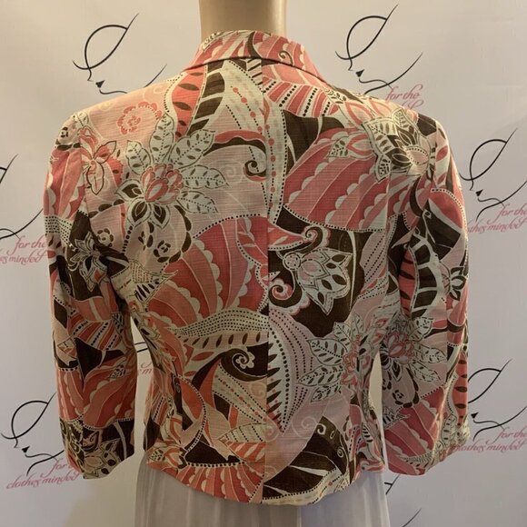Nine & Company. Size 4P. Cotton/Spandex. Hook Closure 3/4 Sleeve Jacket. B85. - Picture 3 of 4